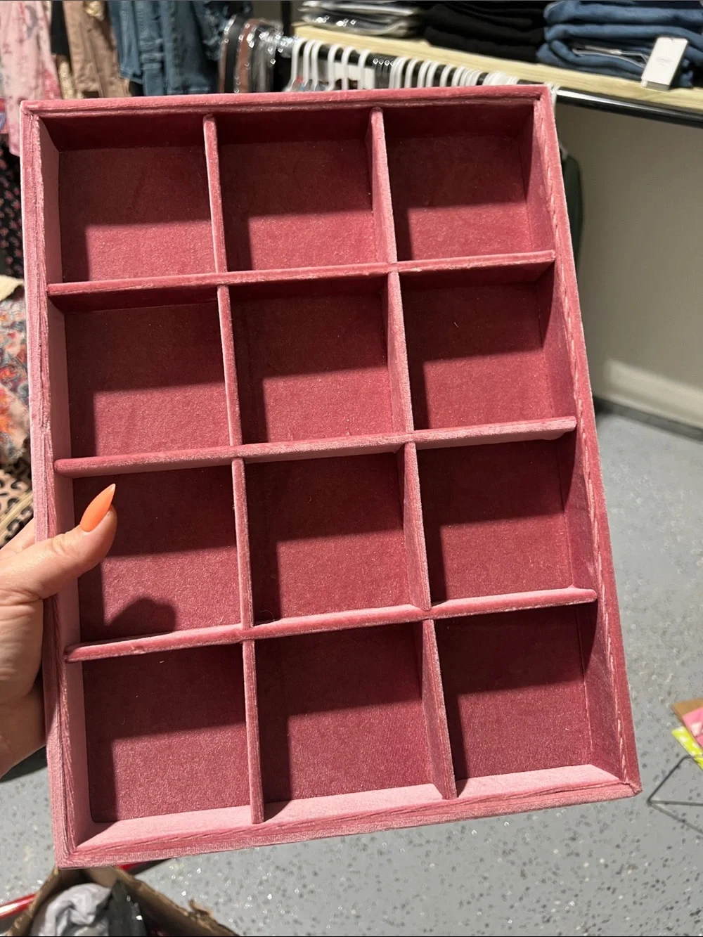 Velvet 16-Compartment Jewelry Organizer - Pink
